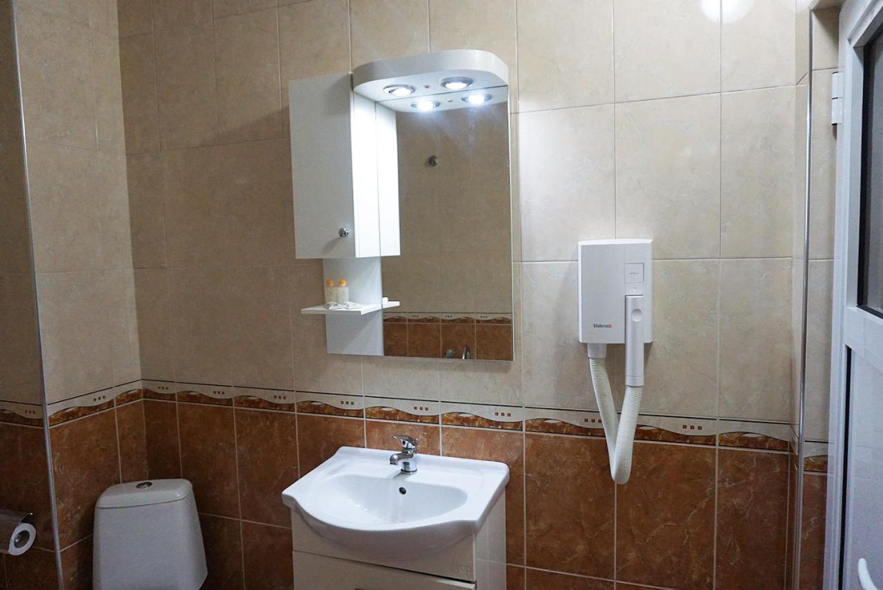 Хотел Златна Котва Καζανλούκ Εξωτερικό φωτογραφία